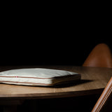 Contenu de la coque pour MacBook. Naturel