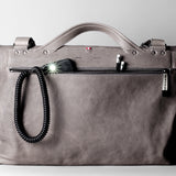 Sac messager décontracté. Gris cassé