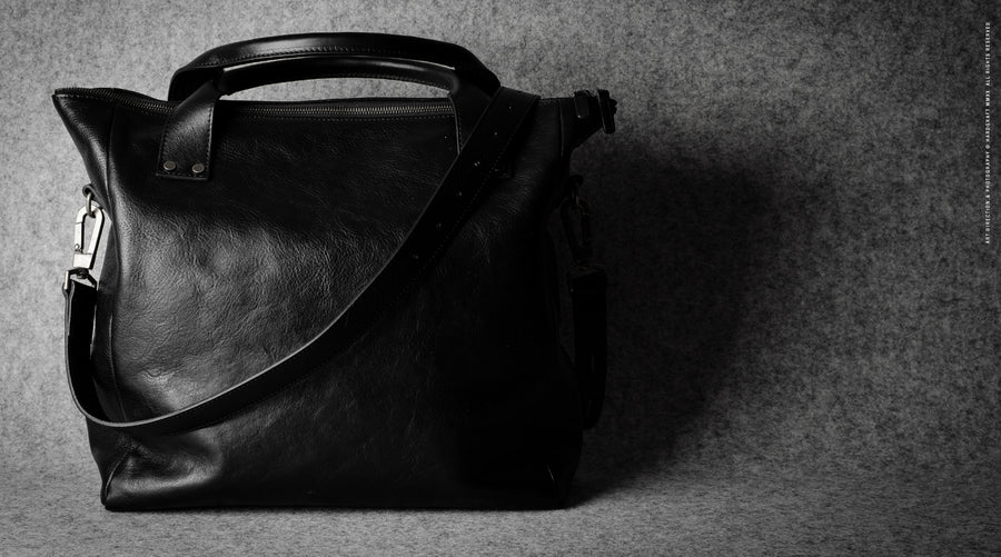 Ad-Lib Shoulder Bag . Coal
