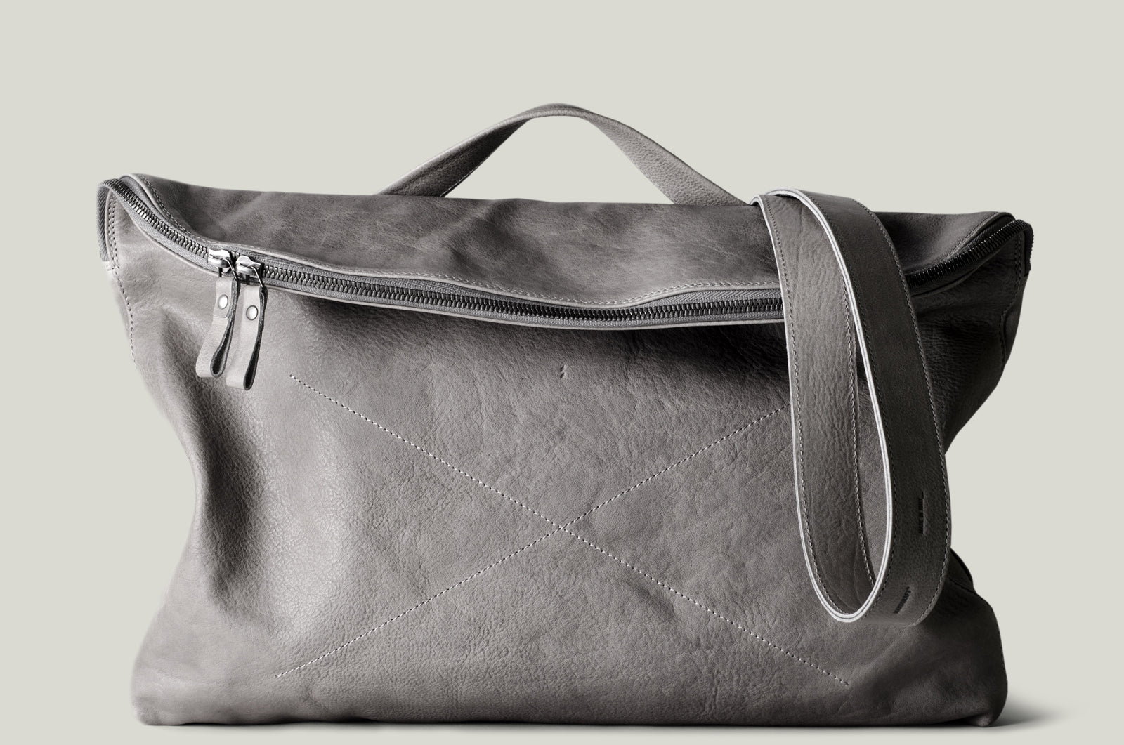 Laidback Messenger . Off Grey – hardgraft