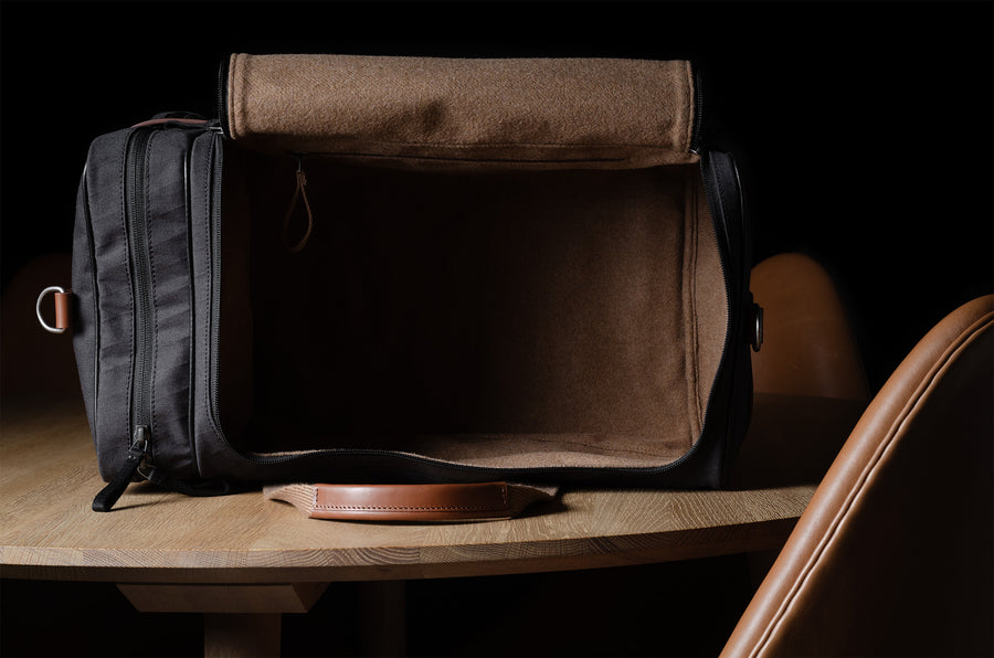 All Set Duffle Bag . Classic Charcoal