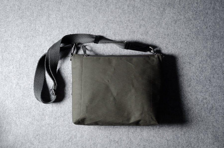 Folding Laptop Bag . Black Forest
