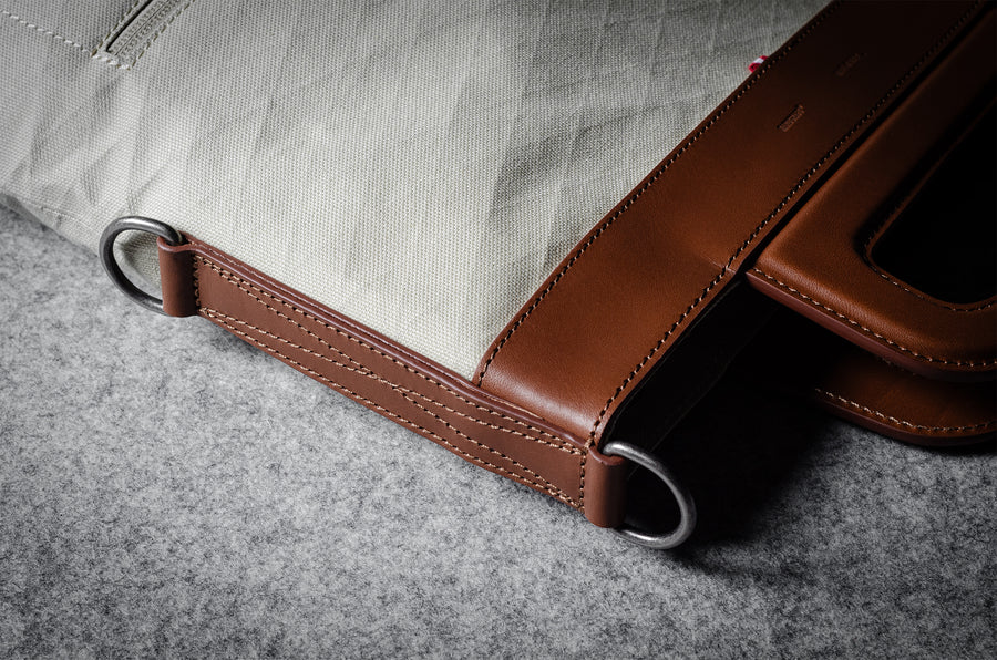 Folding Laptop Bag . Classic Natural