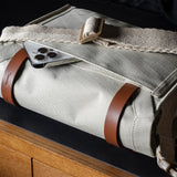 H Small Messenger Bag . Classic Natural