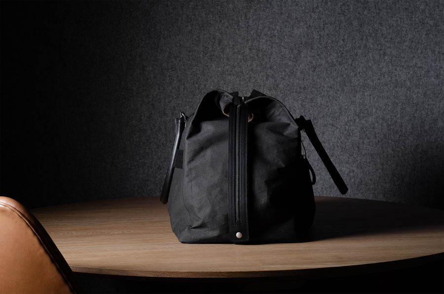 House Holdall . Black Charcoal