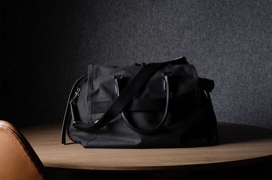 House Holdall . Black Charcoal