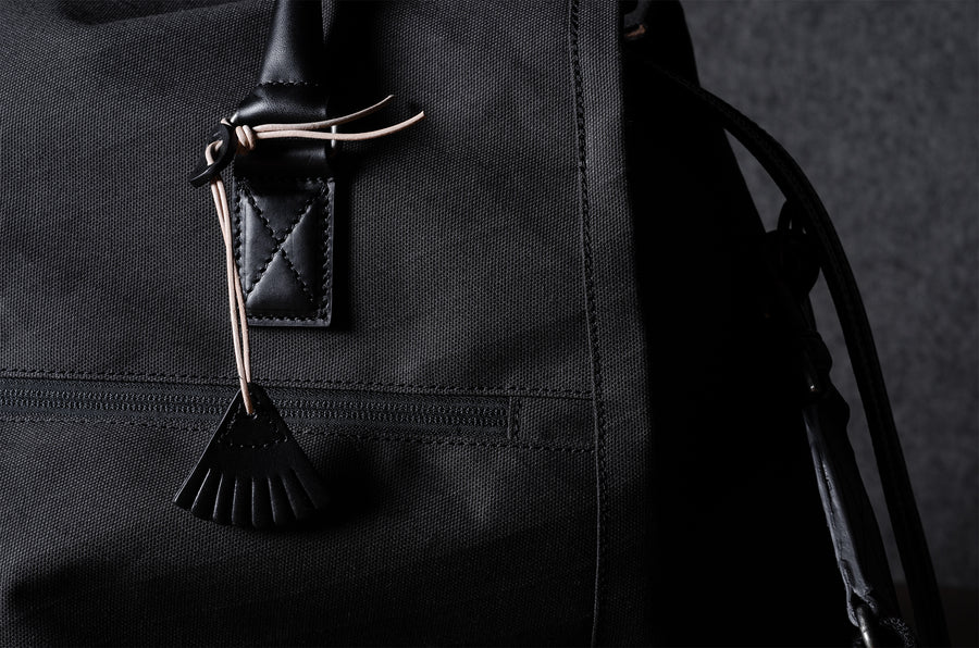 House Holdall . Black Charcoal