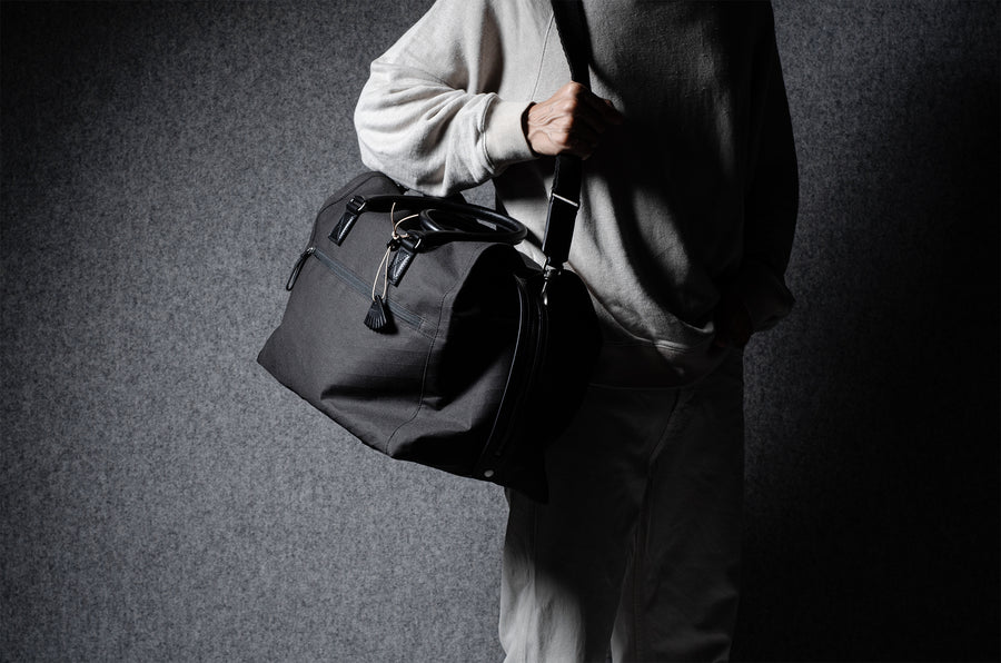 House Holdall . Black Charcoal