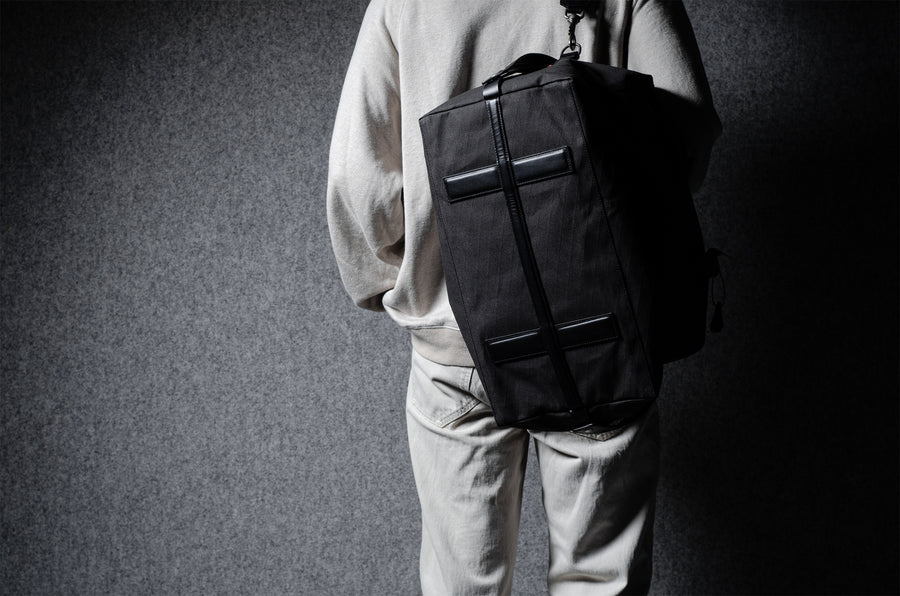 House Holdall . Black Charcoal