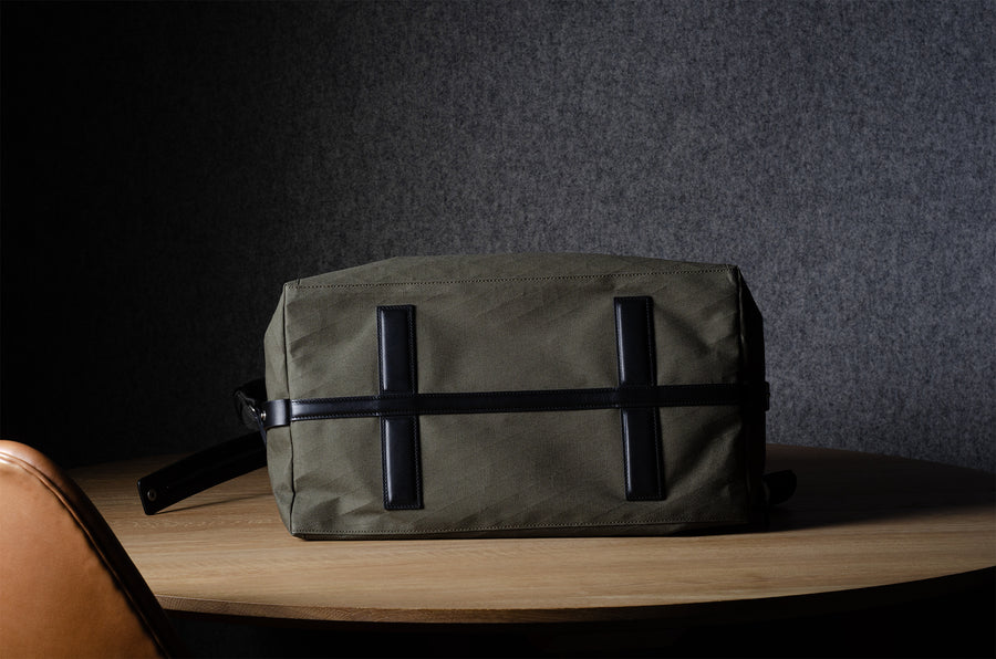 House Holdall . Black Forest