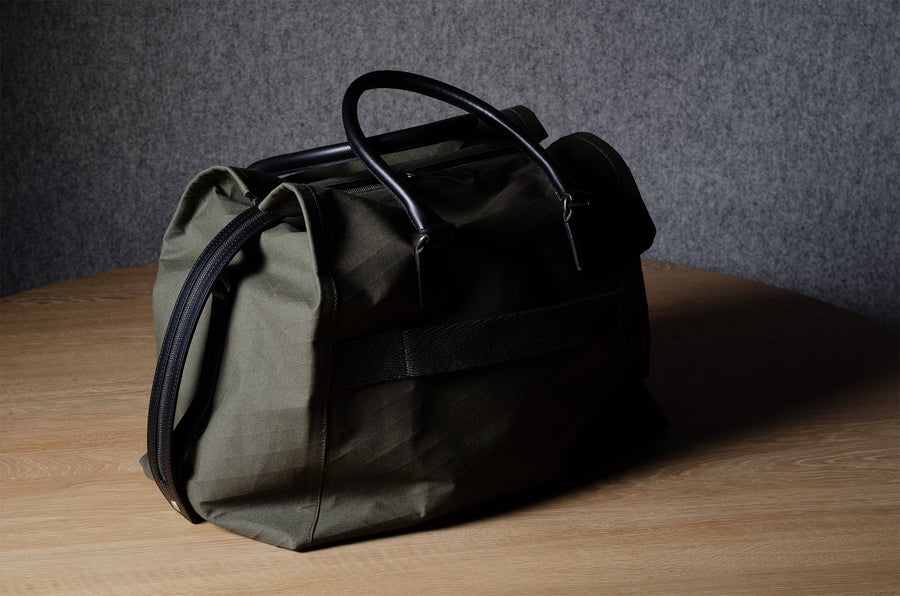 House Holdall . Black Forest