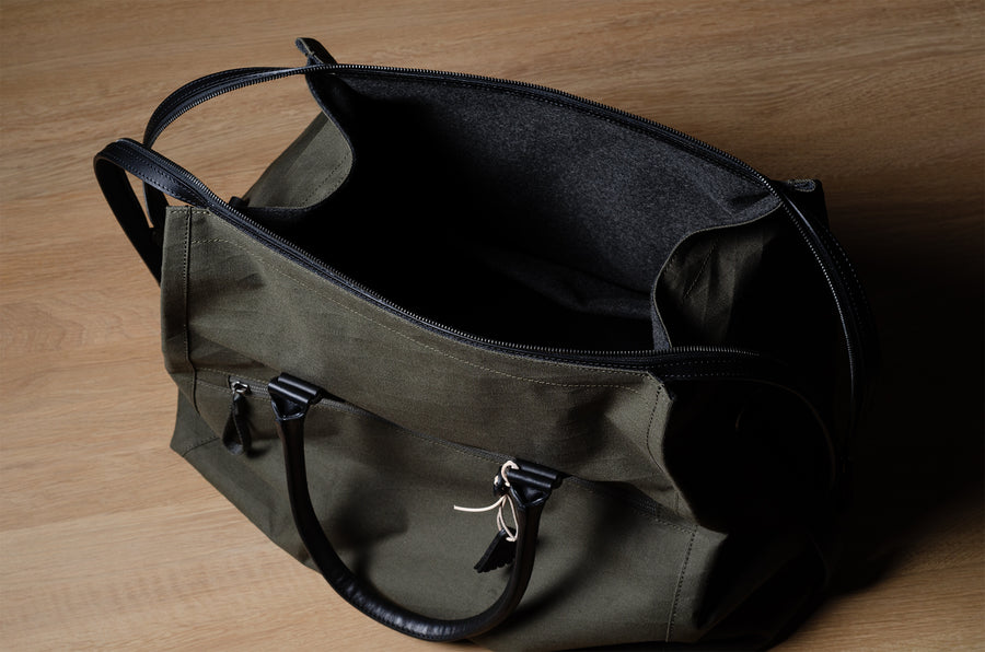 House Holdall . Black Forest