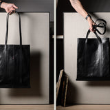 Sac à livres en cuir Poet. Charbon