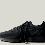 Baskets R1 en daim noir poudré