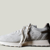 Baskets R1 en daim blanc cassé