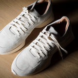 Baskets R1 en daim blanc cassé