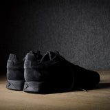 Baskets R1 en daim noir poudré