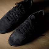 Baskets R1 en daim noir poudré
