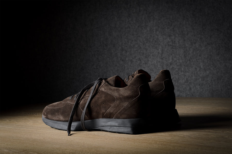 R1 Sneaker . Earth Brown