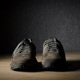 R1 Sneaker. Waldgrünes Wildleder