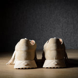 R1 Sneaker . Sand Wildleder