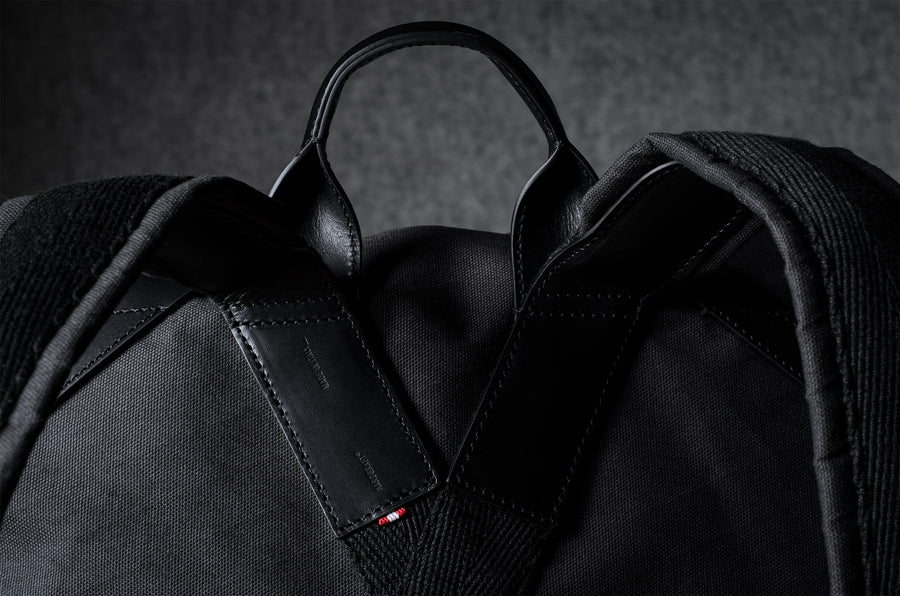 Sac à dos à enroulement. Noir anthracite