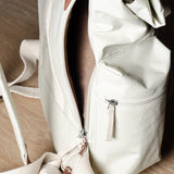 Rolltop-Rucksack. Klassisch natürlich