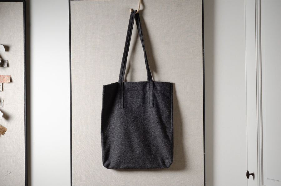 Signature Tote Bag Groß. Klassisch