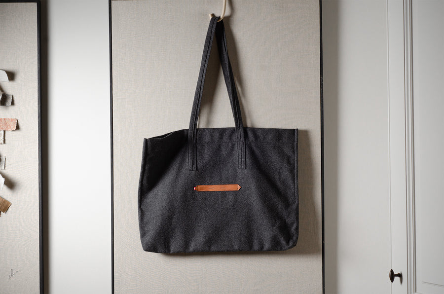 Signature Wool Tote Bag Wide . Classic