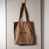 Grand sac fourre-tout en laine Signature. Cacao