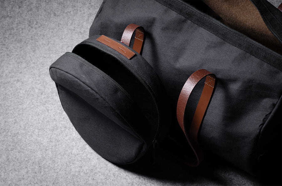 Team Gym Bag + Side Kick . Classic Charcoal