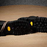 Alpine Duck Boots . Black