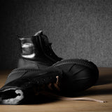 Alpine Duck Boots . Black