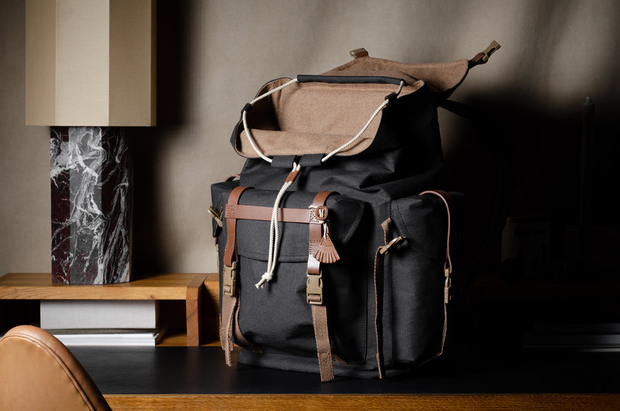 Berg Rucksack . Classic Charcoal