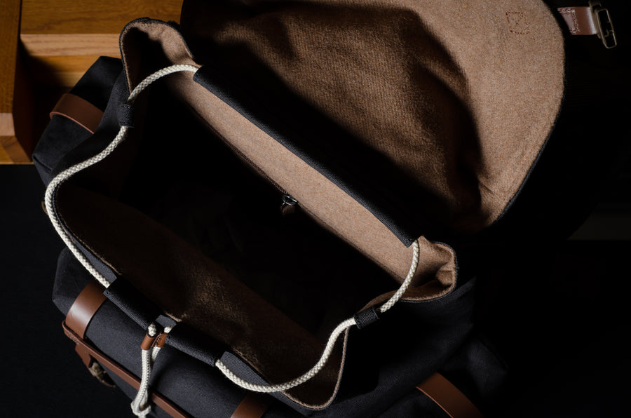 Berg Rucksack . Classic Charcoal