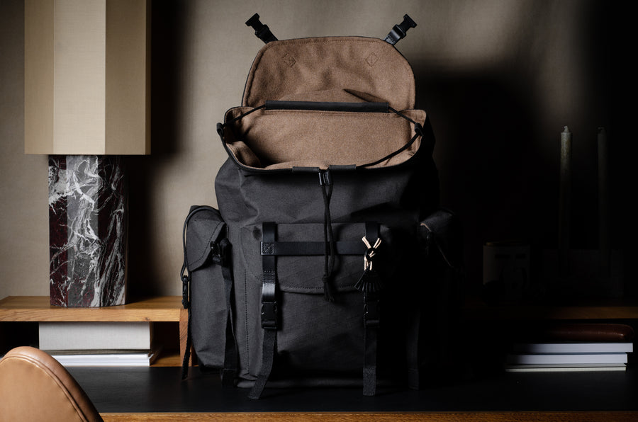 Berg Rucksack . Black Charcoal