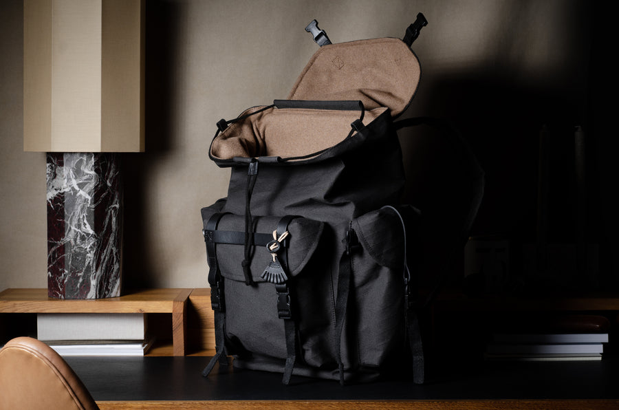 Berg Rucksack . Black Charcoal