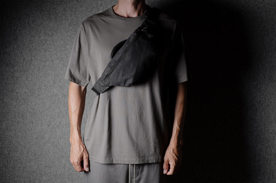 Closest Ally Belt Bag . Charcoal