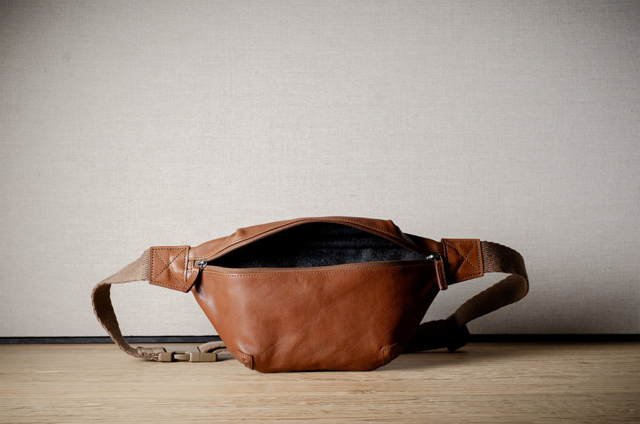 Closest Ally Belt Bag . Classic