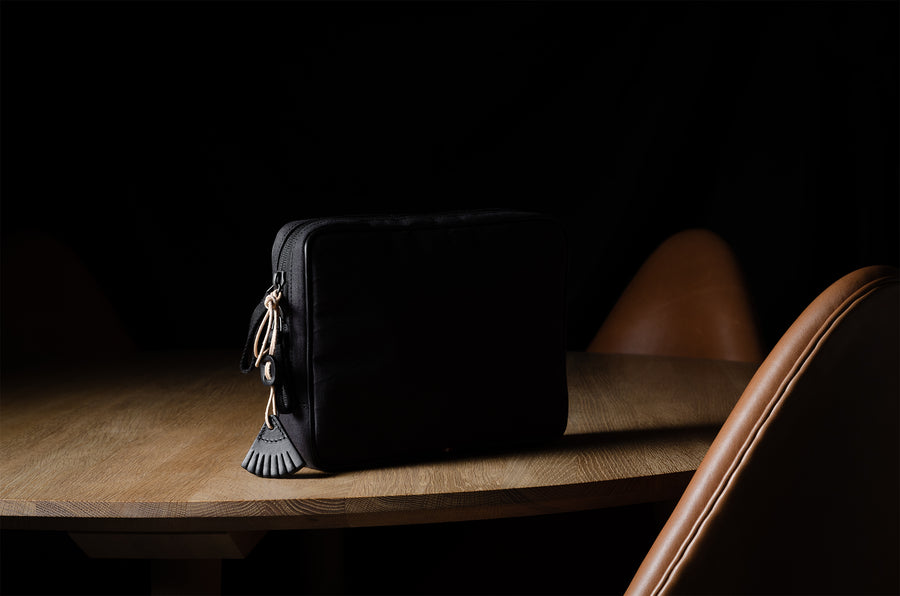 Étui pour câble de taille moyenne. Anthracite