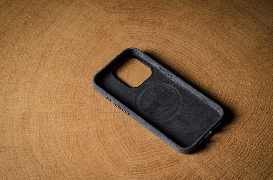 Fuzzy Alcantara iPhone 15 Pro Cover . Dusty Black