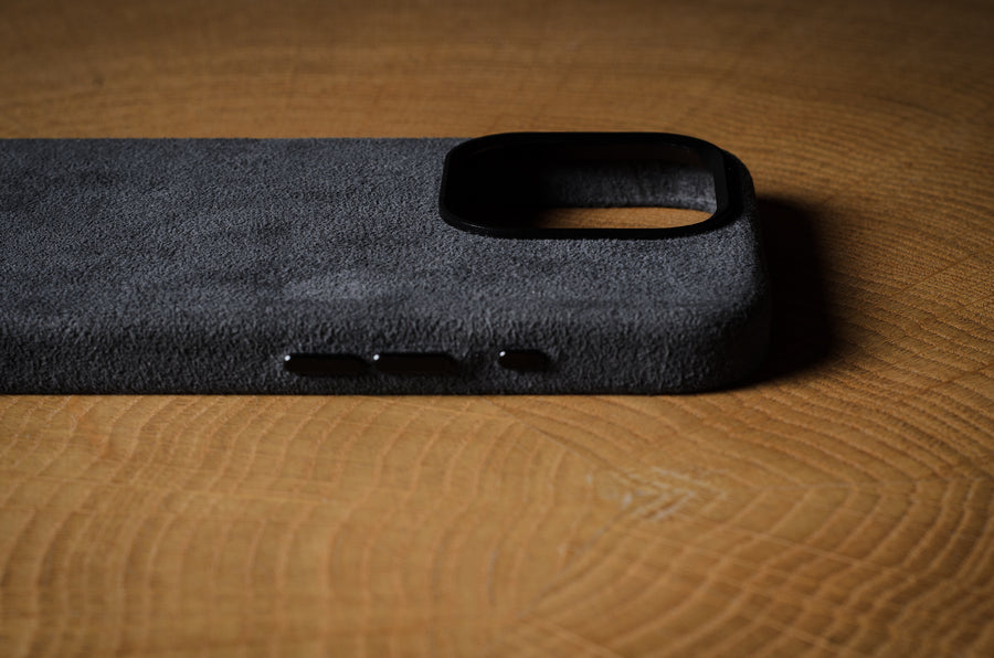 Fuzzy Alcantara iPhone 15 Pro Cover . Dusty Black