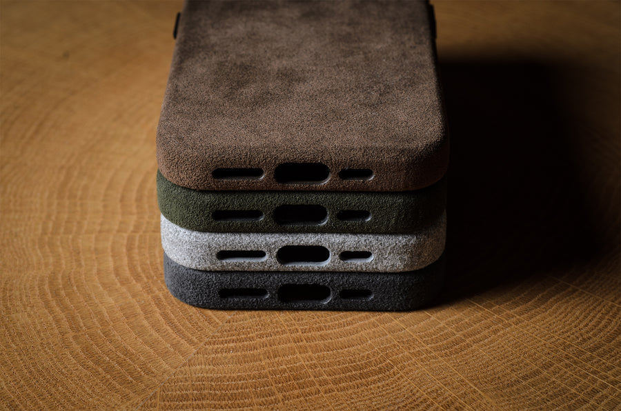 Fuzzy Alcantara iPhone 15 Pro Cover . Dusty Black