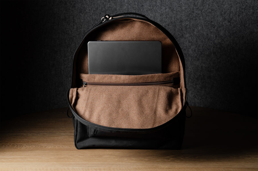 Misfit Backpack . Charcoal