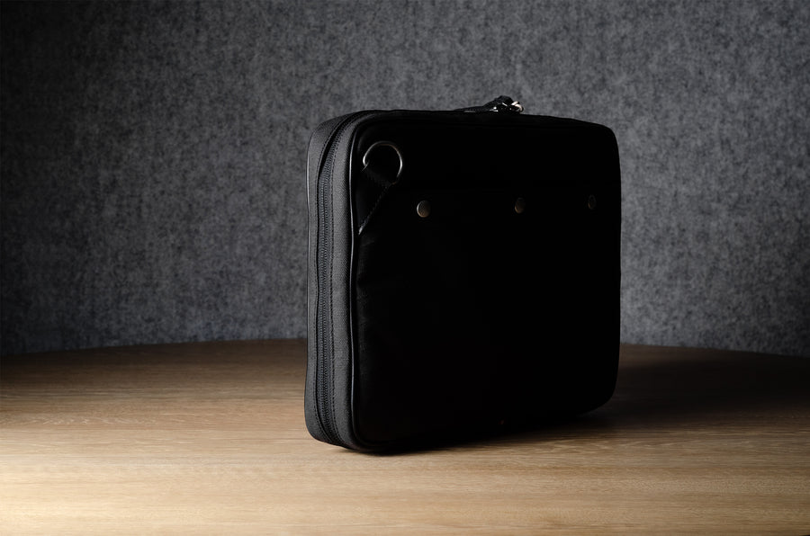 Proper Laptoptasche. Anthrazit