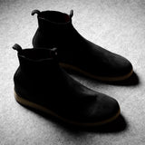 Reiner Chelsea-Stiefel. Staubiges Schwarz
