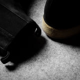 Reiner Chelsea-Stiefel. Staubiges Schwarz