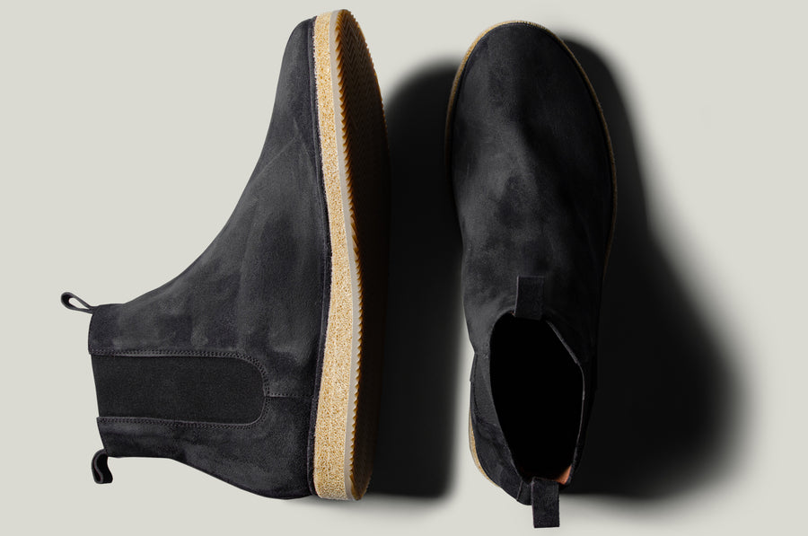 Pure Chelsea Boot . Dusty Black