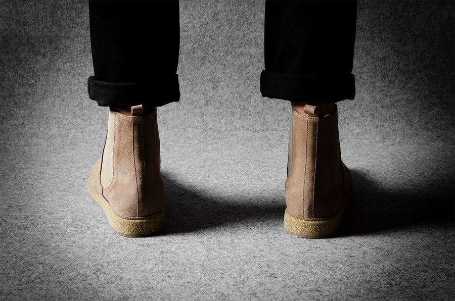 Pure Chelsea Boot . Tobacco