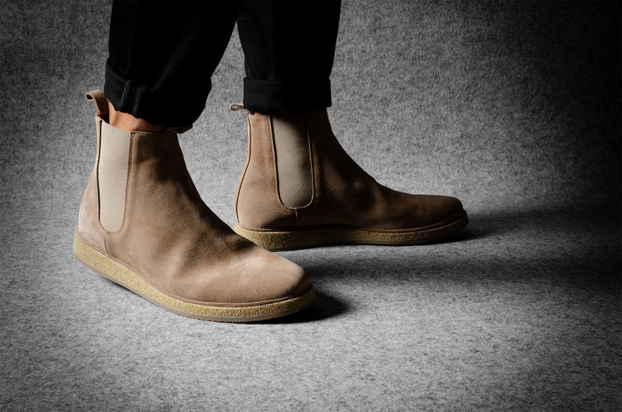 Pure Chelsea Boot . Tobacco